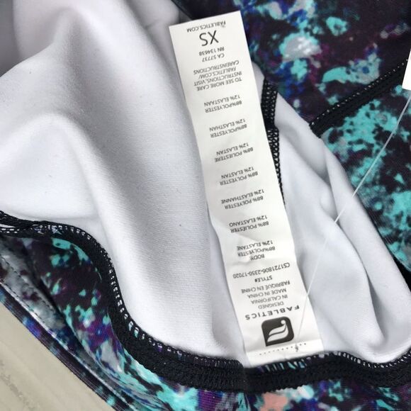 NWT FABLETICS WALKING ON AIR CROP LEGGINGS - Picture 6 of 6